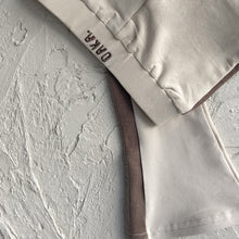 Load image into Gallery viewer, Oaka Essential Flare - Beige/Brown Rib