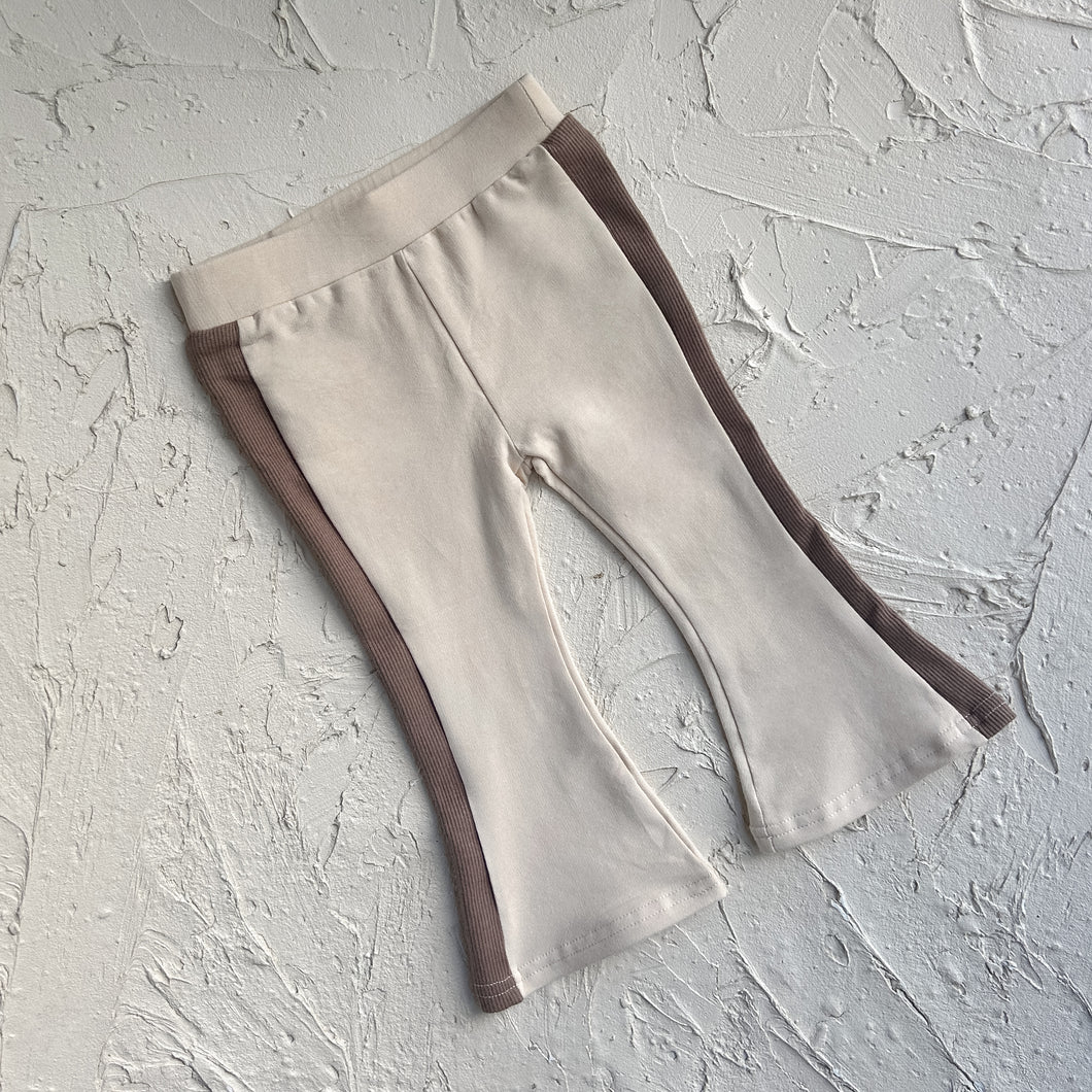Oaka Essential Flare - Beige/Brown Rib