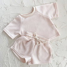 Load image into Gallery viewer, Raglan Tee - Apricot Cream Waffle
